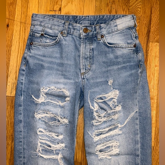 H&M &Denim Ripped Low-Rise Boyfriend Jeans (Size 2) - Picture 10 of 14